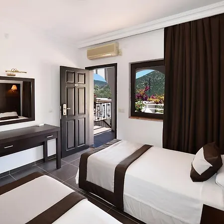 Kalamar Bed & Breakfast 3*