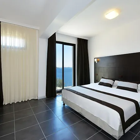 Oda ve Kahvaltı Kalamar Kalkan
