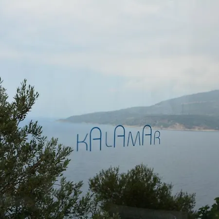 Oda ve Kahvaltı Kalamar 3*